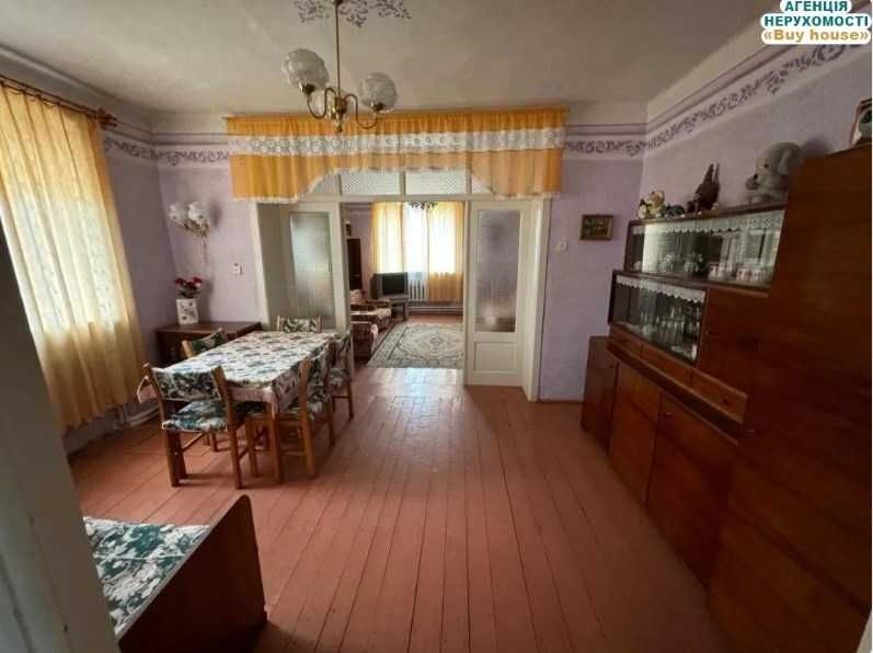 Продаж будинку в Сваляві