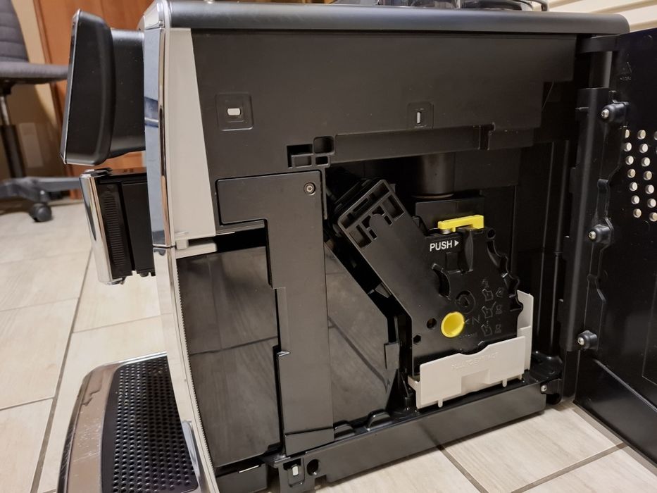 Ekspres do kawy Saeco Xelsis + gratis