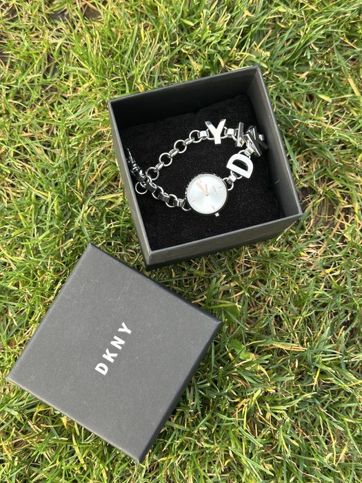 Часы DKNY оригинал модель 2828