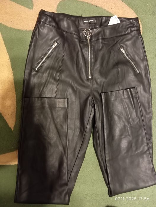 Продам джинсы женские