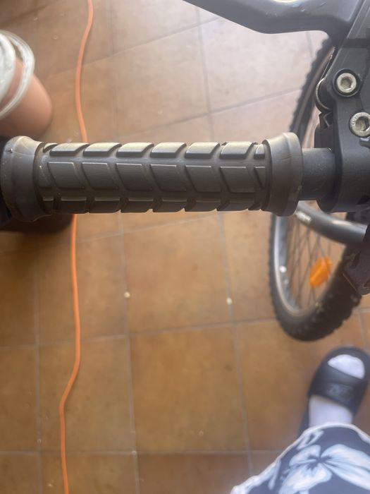 Bicicleta Vermelha 11-12 anos