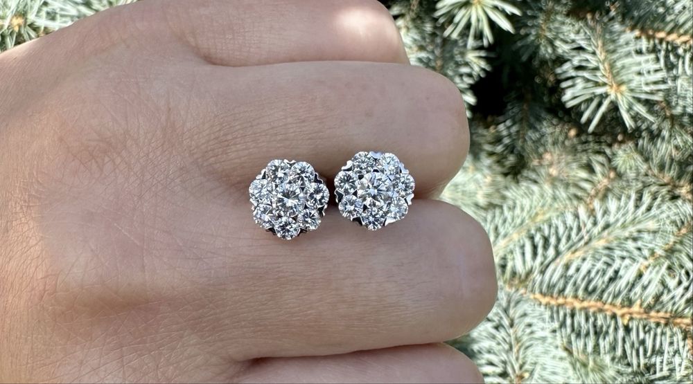 Золоті сережки пусети з діамантами,с бриллиантами, 1.9 ct.,4.2мм.3 мм.