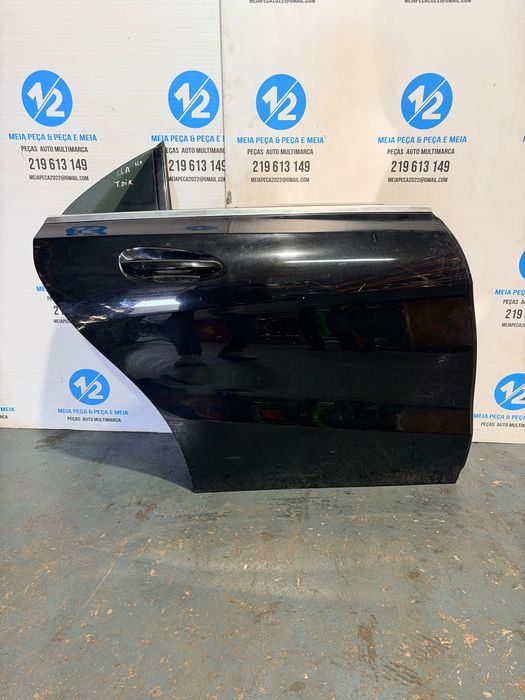Porta traseira direita Mercedes CLA de 2016