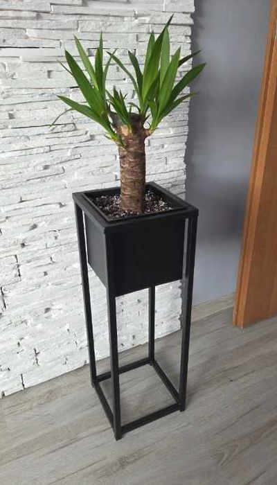 Kwietnik Stojak Metalowy Klasyczny Loft na Kwiaty Wysoki Czarny 60cm