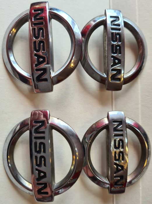 Emblemat nissan oryginał
