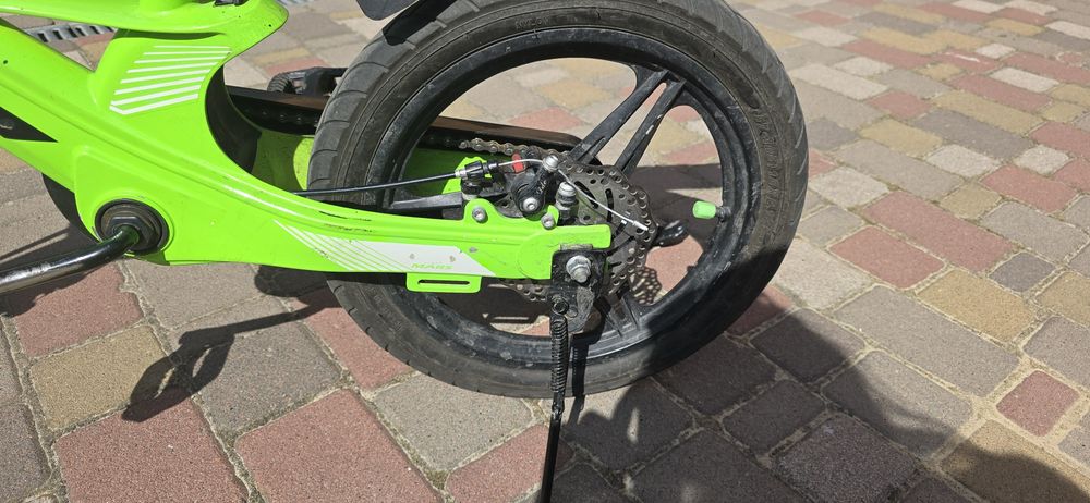 Велосипед Mars чотирьохколісний, колеса 18, від 4 років