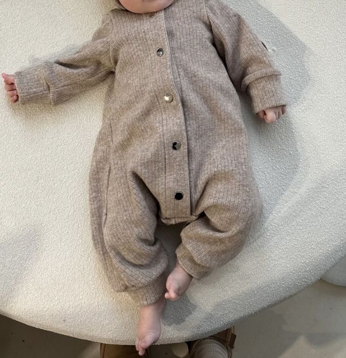 Ромпер фірми bamboli