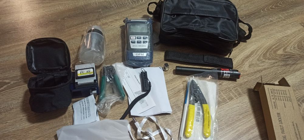 Набор для работы с оптическим кабелем