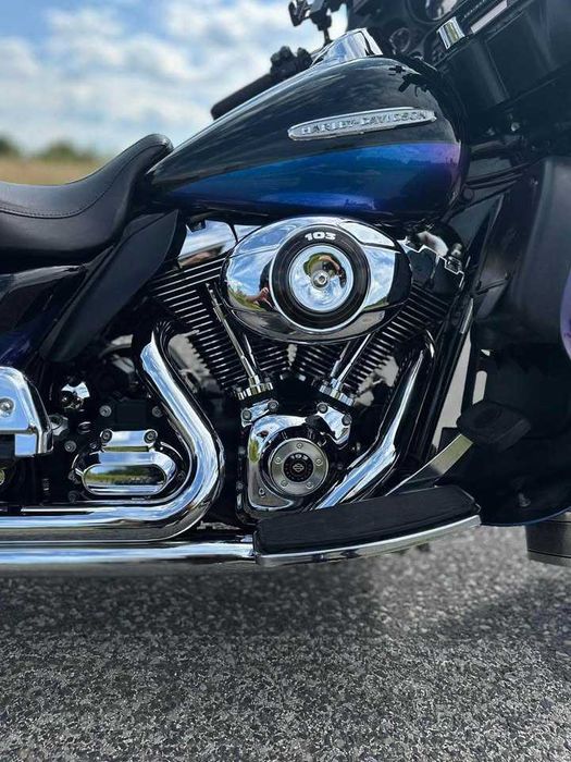 Harley-Davidson electra glide