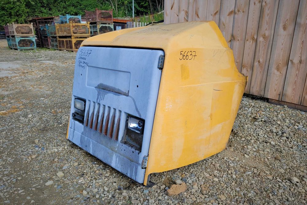 Klapa tylna do ładowarki Liebherr L564. Drzwi, błotniki