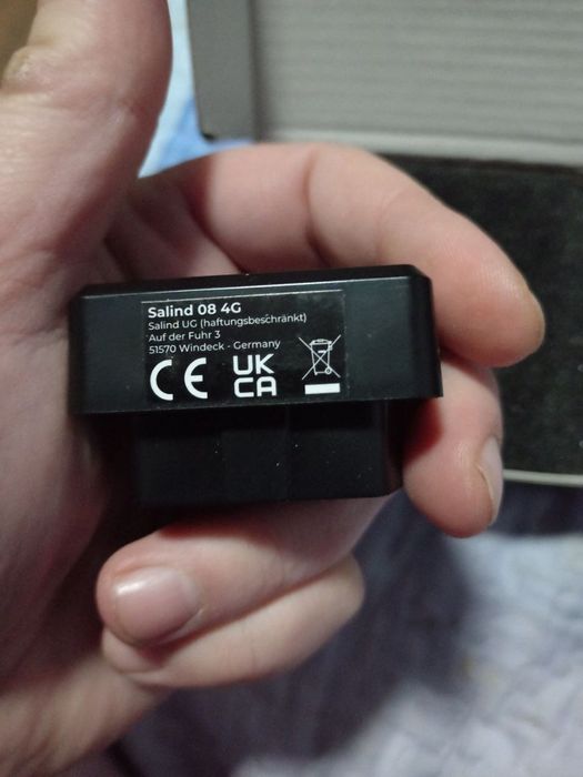 GPS-трекер Salind в авто с сим картой