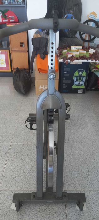 Bicicleta estáctica