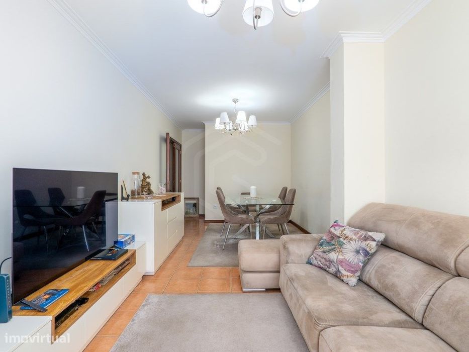 Apartamento T2 no centro de Esmoriz - 1.º andar, conforto e proximi... — Esmoriz, Aveiro