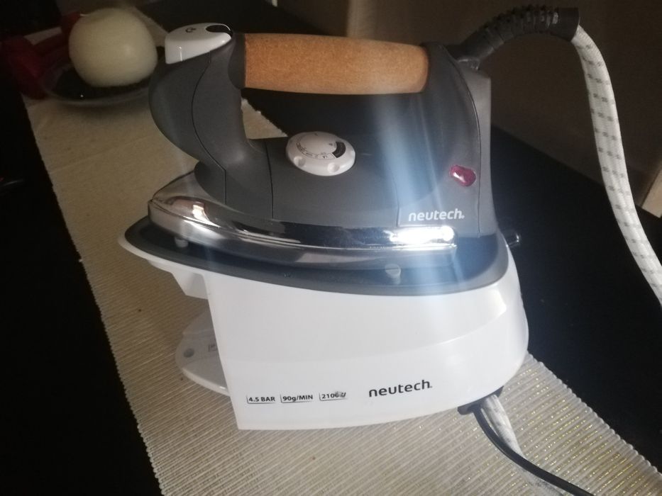 Ferro com caldeira 2100w