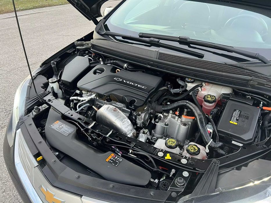 Chevrolet Volt Premier      2017