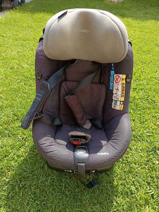 Cadeira Auto Bébé Confort AxissFix ISOFIX – Muito Bom Estado