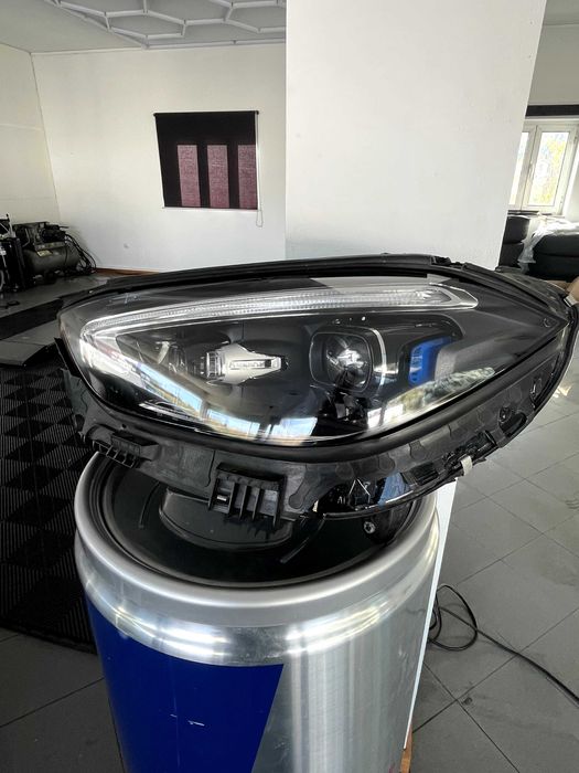 Ótica Mercedes Classe C W206 Digital Light LED Original – Esquerda A2069064703
