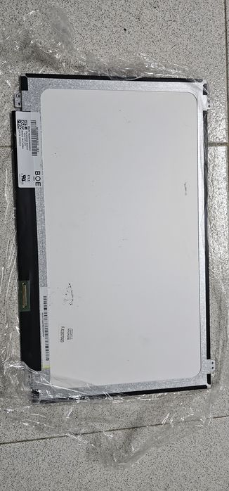 Laptop Screen431108317764003841