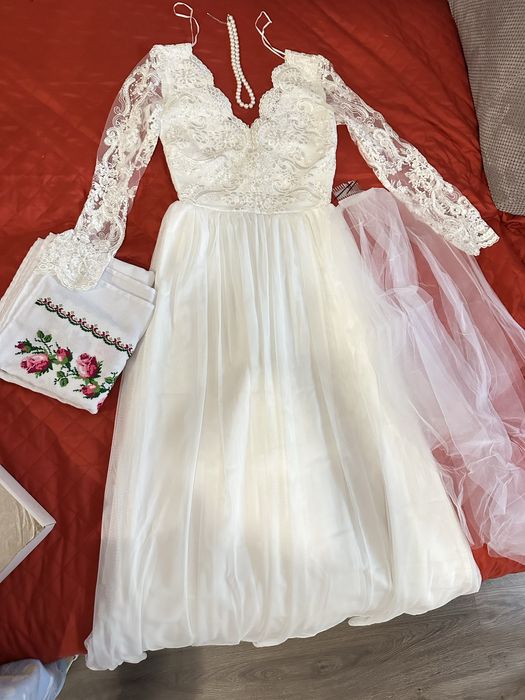 Весільня сукня з келихами