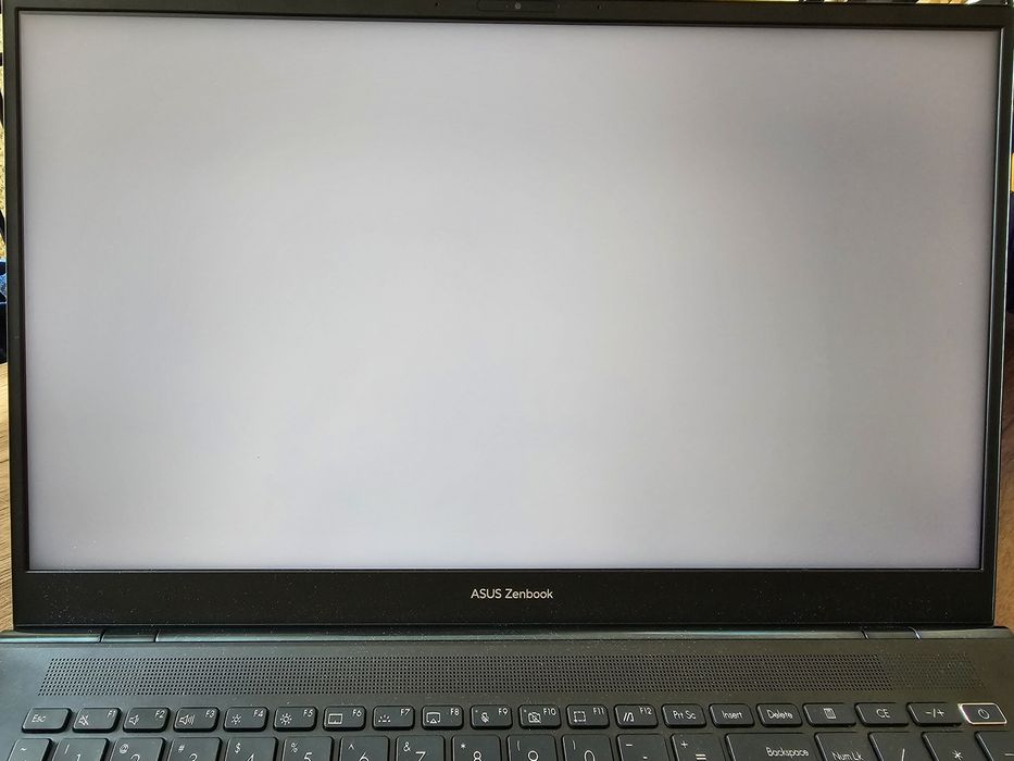 Ноутбук Asus ZenBook Pro 17 UM6702R