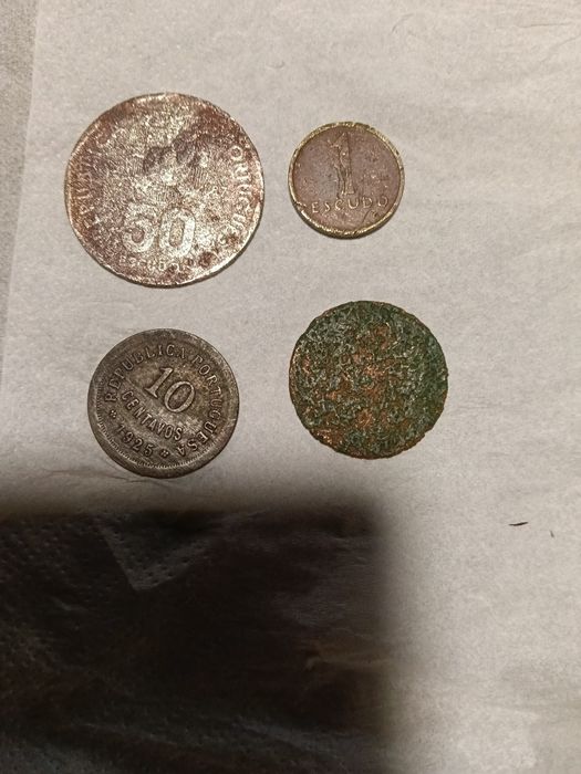 Moedas antigas bem conservadas