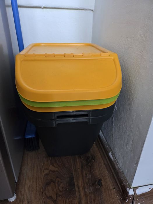 Kosze do segregacji śmieci