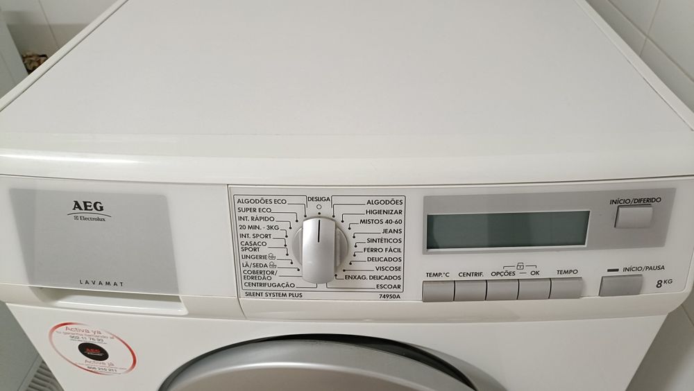 Máquina de lavar roupa AEG Lavamat