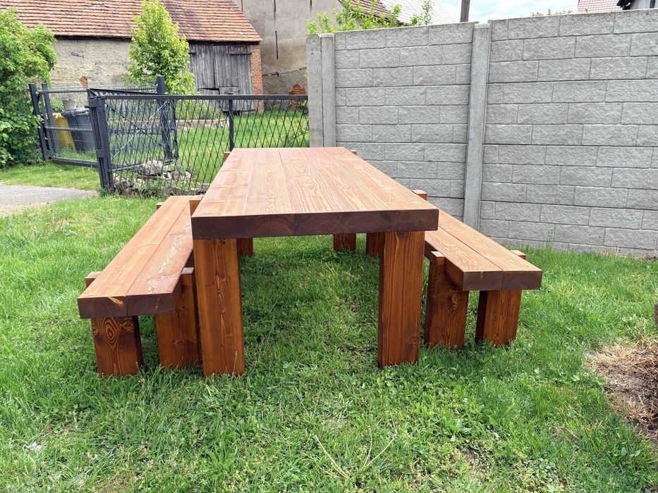 Stół ogrodowy z ławkami sosna