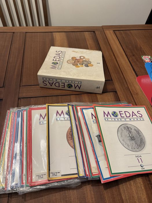 Moedas de Todo o Mundo - 40 conjuntos