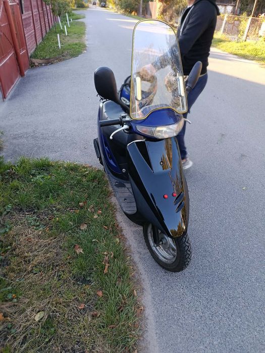 Продам на ходу з документами