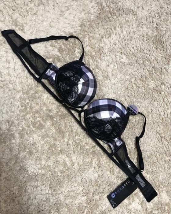 Бюстгальтер пуш-ап з мереживом новий 80С