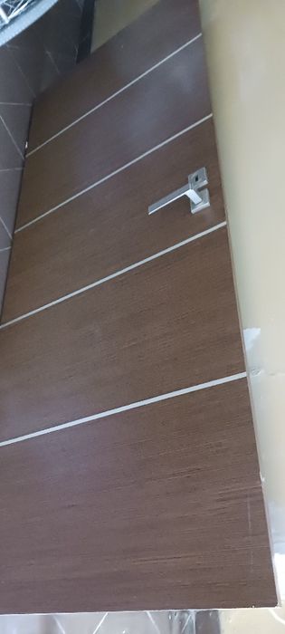 Drzwi wewnętrzne  pokojowe2 metry na 80 cm  polecam