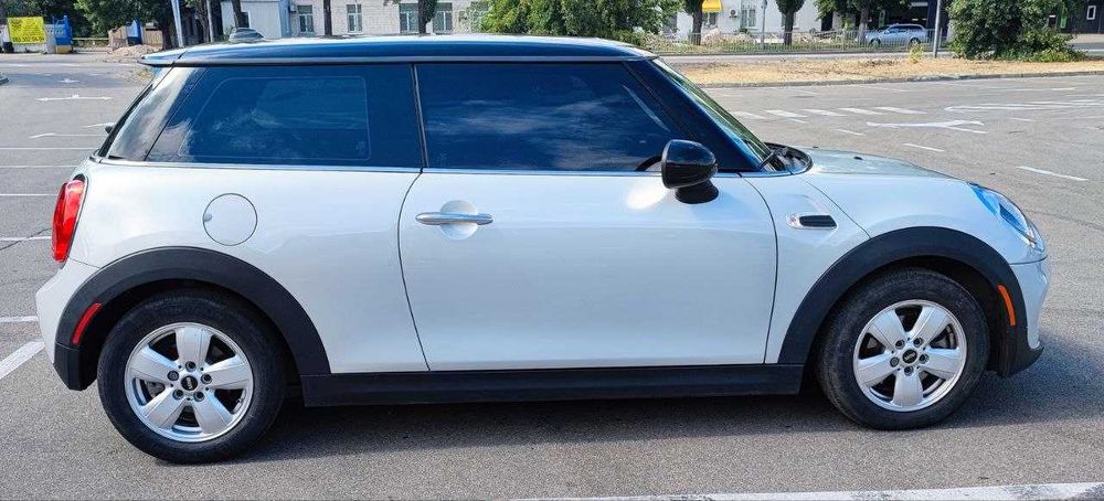 Продам Mini cooper F56 (2015) 49000 пробег
