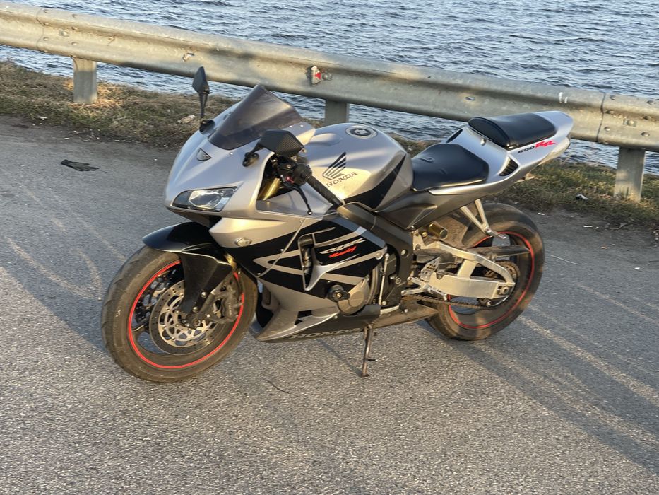 Honda CBR600RR 2005