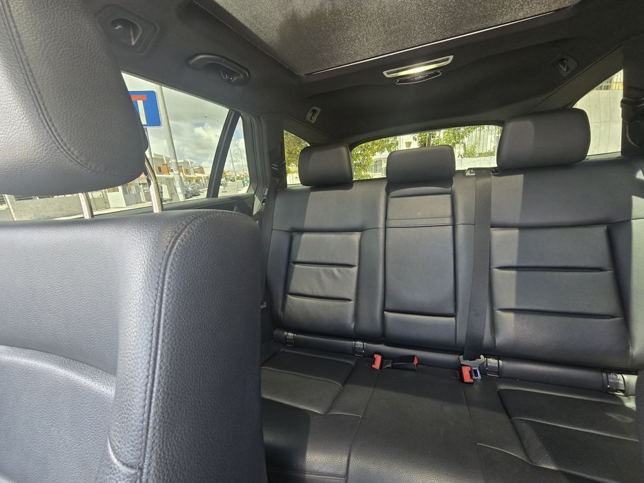 Vendo Carrinha Mercedes-Benz E250 CDI Kit AMG