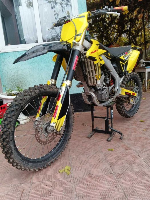 Сузукі рмз 250  .
