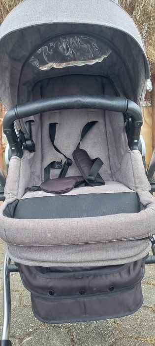 Carrinho de bebé em otimo estado