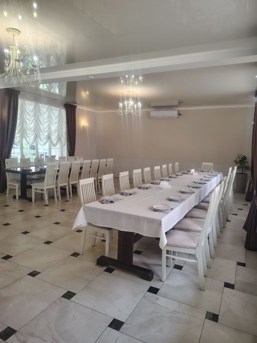 Продам готельно-ресторанний комплекс. Зазим'я.