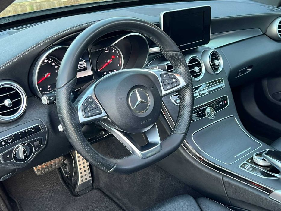 Mercedes-Benz C220d AMG LINE 7G-TRONIC Full Extras
