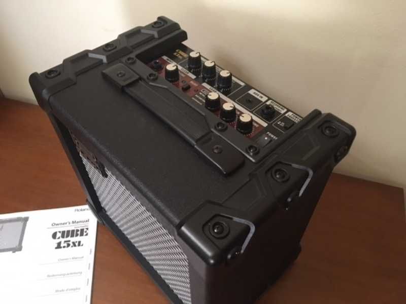Amplificador de guitarra Roland Cube 15XL novo