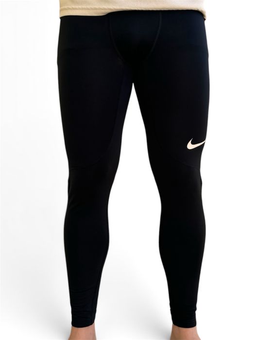 чорні чоловічі компресійні легінси (тайси) Nike Pro