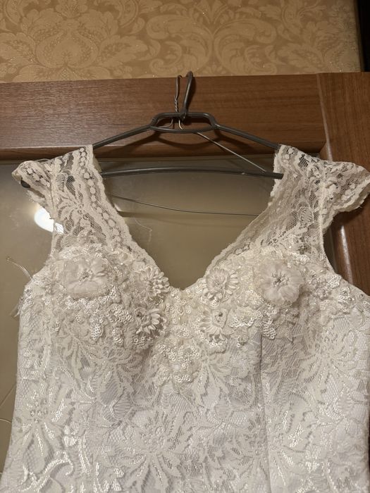Продам весільну сукню розмір S-XS