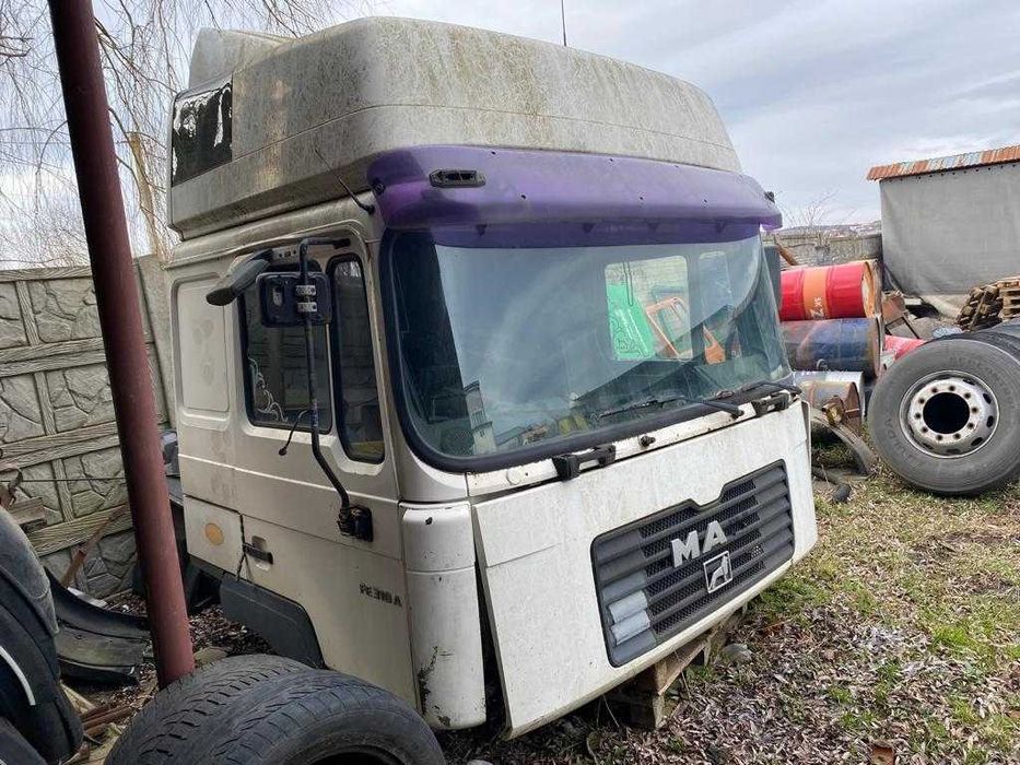 Кабіна MAN F2000 Commandor продається тільки ціла як на фото!