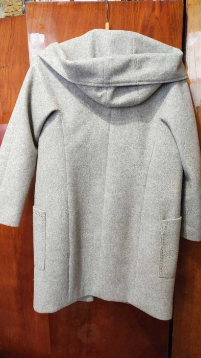 Жіноче демісезонне напівпальто