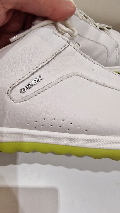 Шкіряні кросівки Geox 44р