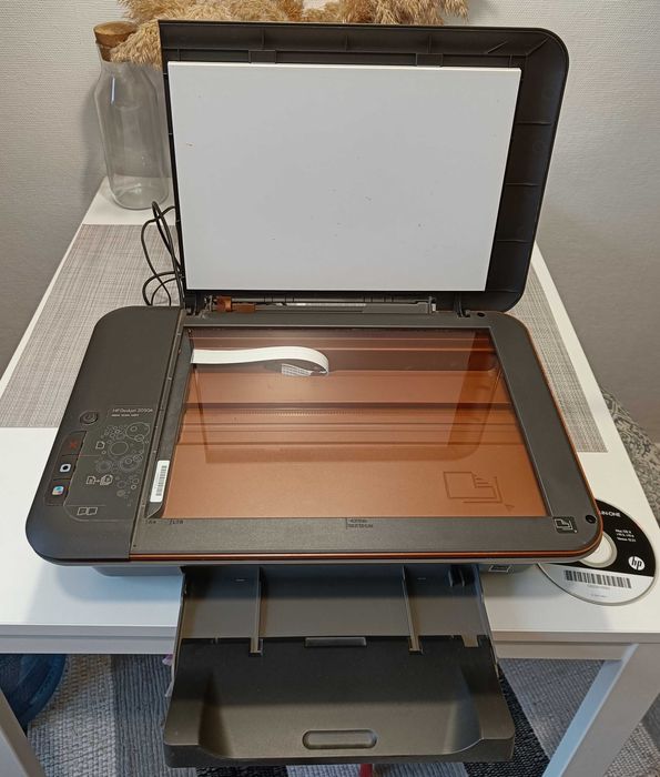 HP DeskJet 2050A принтер сканер копір