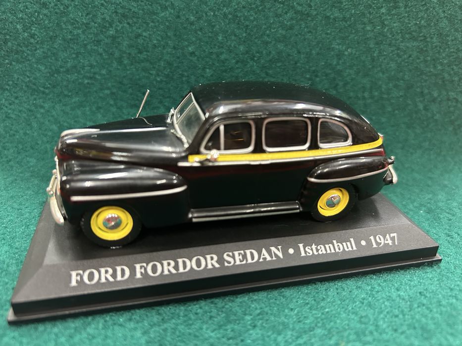 Miniaturas dos taxis de todo Mundo