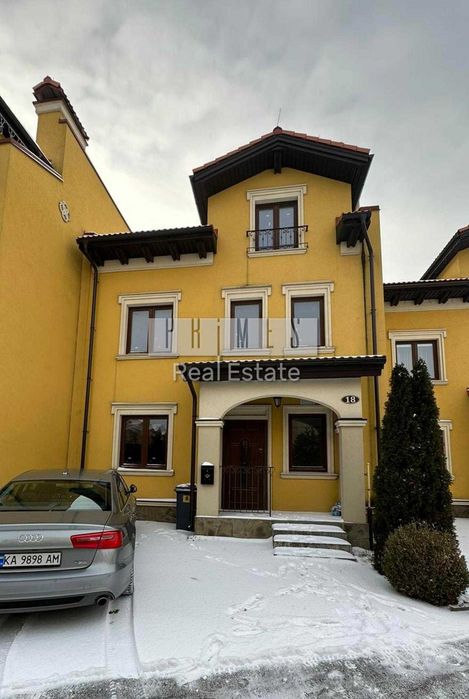 Продаж 3-х поверхового таунхаусу без ремонту, "Італійський квартал", Оболонь