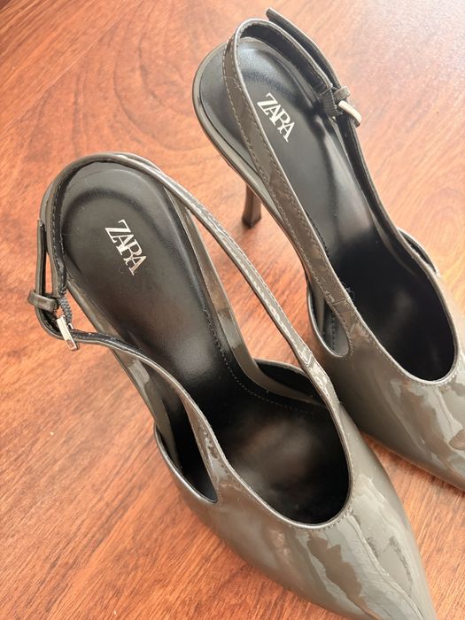 Sapatos stiletto zara