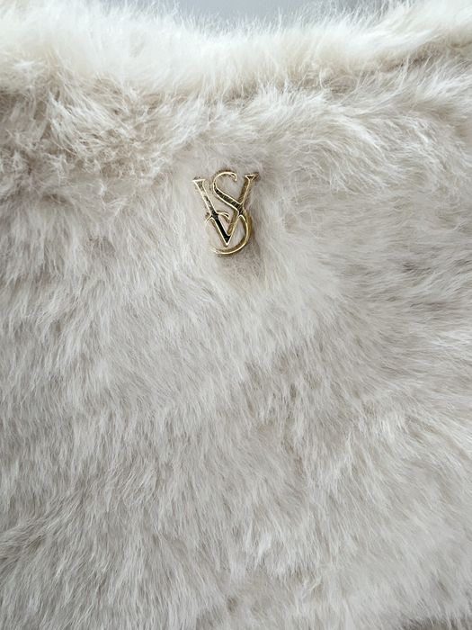 Сумка зі штучного хутра Victorias Secret